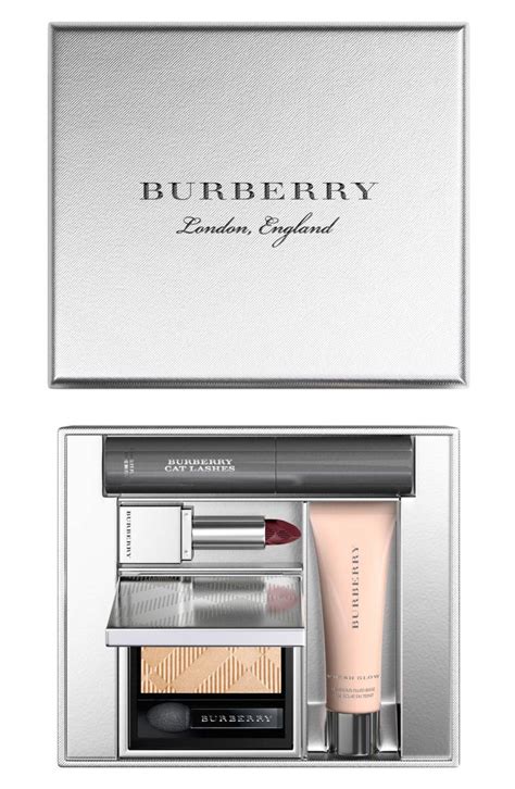 burberry beauty box festive 2017|Burberry Festive Beauty Box .